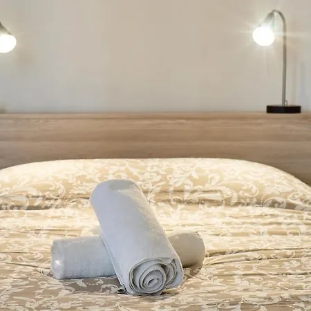 Le Republique-cosy 4 Pers-oullins-lyon Centre Апартаменты *